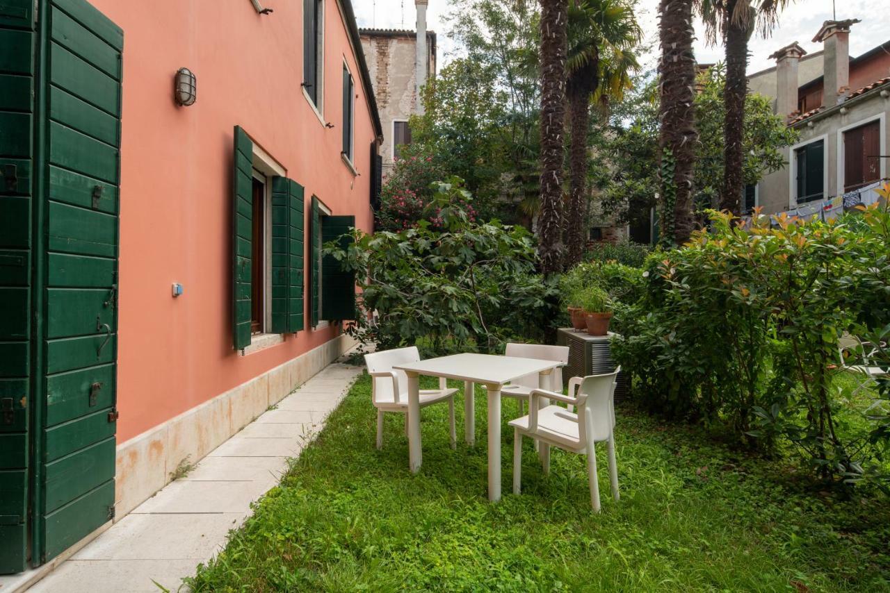Garden Apartment Венеция Экстерьер фото